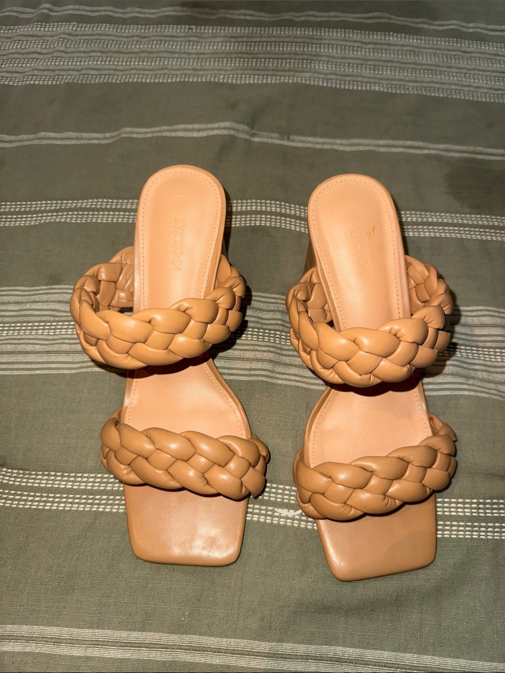 Braided Double-Strap Women’s Slide Sandals in Tan